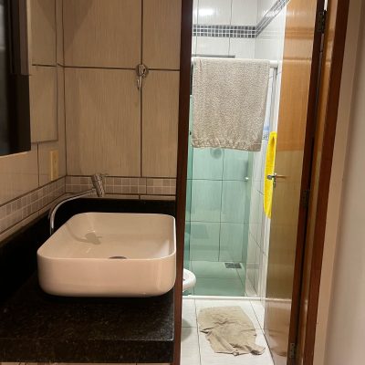 Casa de Alto Padrão com 3 Quartos (1 Suíte) e Design Diferenciado à Venda no Residencial Alvaluz, Aparecida de Goiânia