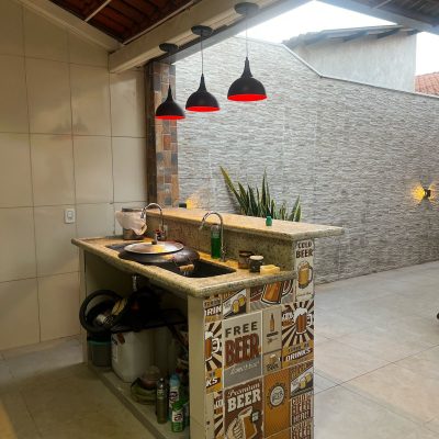 Casa de Alto Padrão com 3 Quartos (1 Suíte) e Design Diferenciado à Venda no Residencial Alvaluz, Aparecida de Goiânia